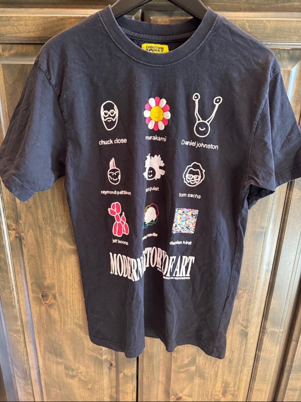 Chinatown Market Smiley Originals Modern History of Art T-Shirt M